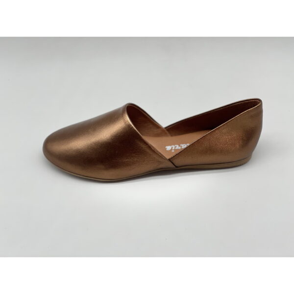 Susi Bronze